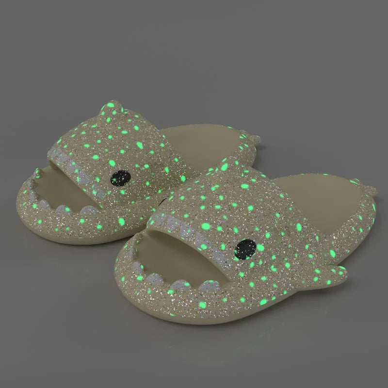 2025 trend: Shark Slippers | 19 colors + fluorescence